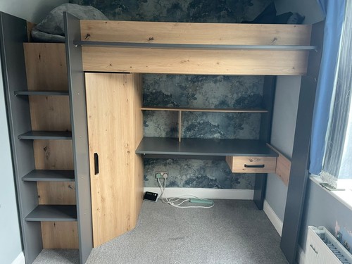 High sleeper cabin - high,
