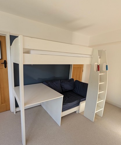 White high pine - sleeper, bed