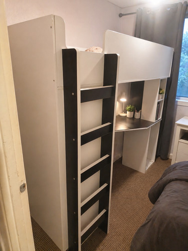 High sleeper cabin - high,